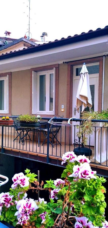 Il Giardino Di Laura Lägenhet Toscolano Maderno Exteriör bild